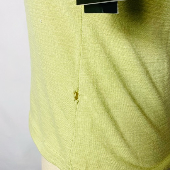 NWT BYERWEAR STRETCH woman’s TOP SIZE M PISTACHIO GREEN - Picture 3 of 3
